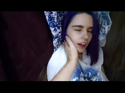 ❤️ Намерих сестра си в гардероба и й помогнах да свърши ❤️❌ Качествено порно в bg.gaypornforyou.ru ☑